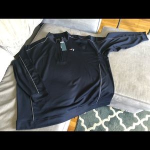 Navy Blue NE Patriots pullover sweatshirt.